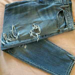 Levi ripped jeans